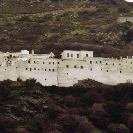 Beautiful House In Syneti, Andros
