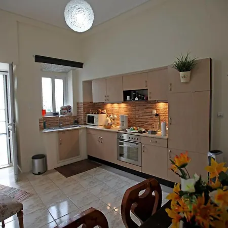 Beautiful House In Syneti, Andros *